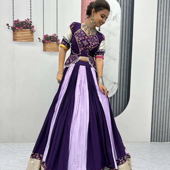 Purple Lehenga Choli for Women Indian Wedding Lehenga Dress Navratri & Party - Picture 6 of 10